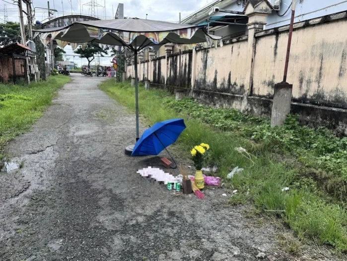 Hiện trường phát hiện thi thể bé gái sơ sinh